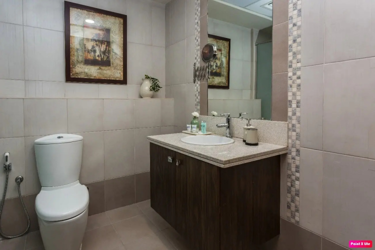 Spacious and cozy 1-bedroom apartment in Downtown - Image 4