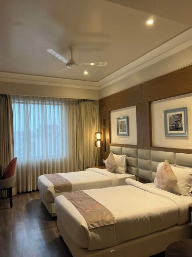 1 Bedroom Superior Double room with city view