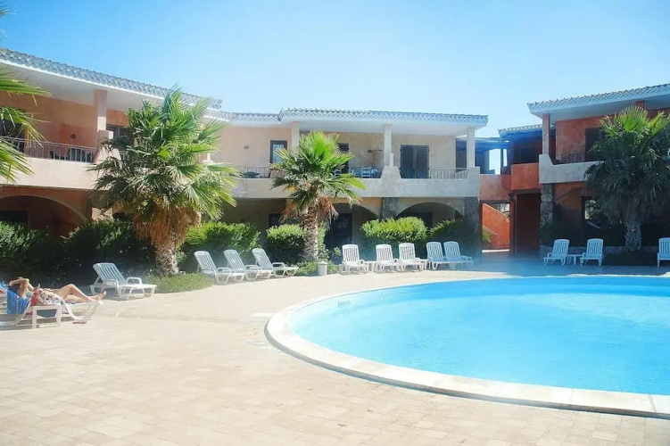 Residence With Shared Pool in Palau