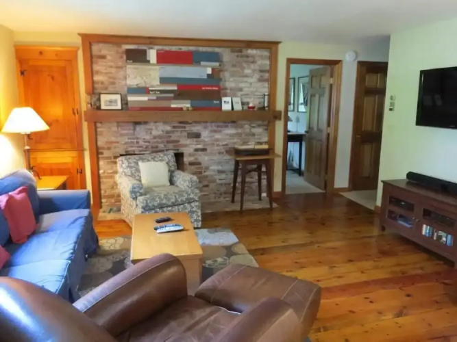 55 Eldredge Square - Three Bedroom House