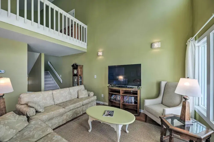 Oceanfront Atlantic Beach Escape w/ Balconies