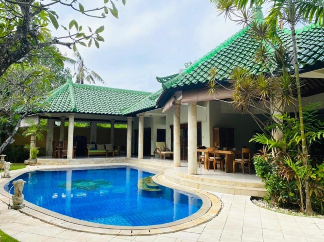Villa
