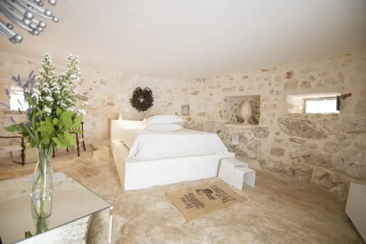 Trullo e Lamie Fiabeschi con Piscina Privata