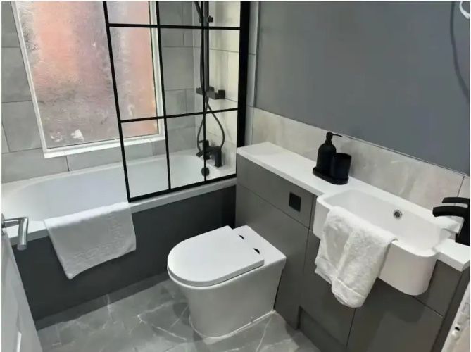 100 Aigburth