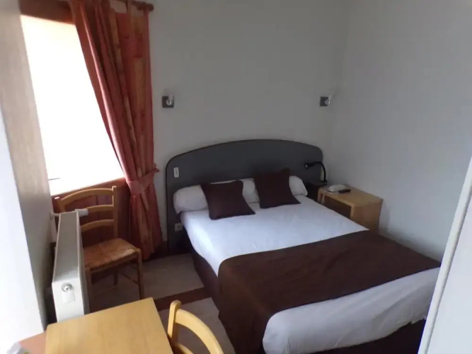 Hotel De France