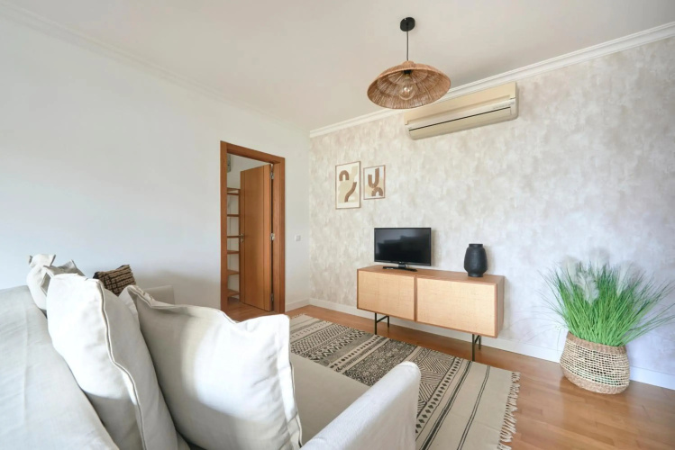 Apartment with Private Terrace & Car Garage