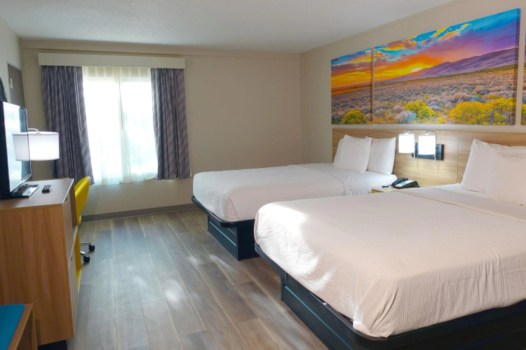 Days Inn by Wyndham Norman