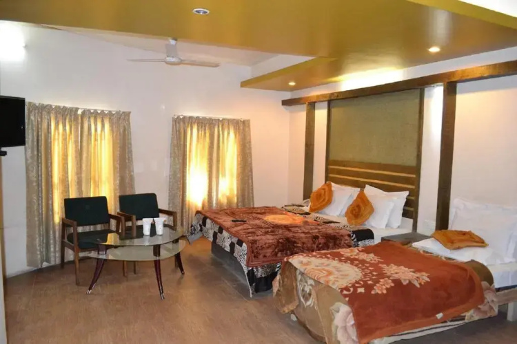Grand Kashmir