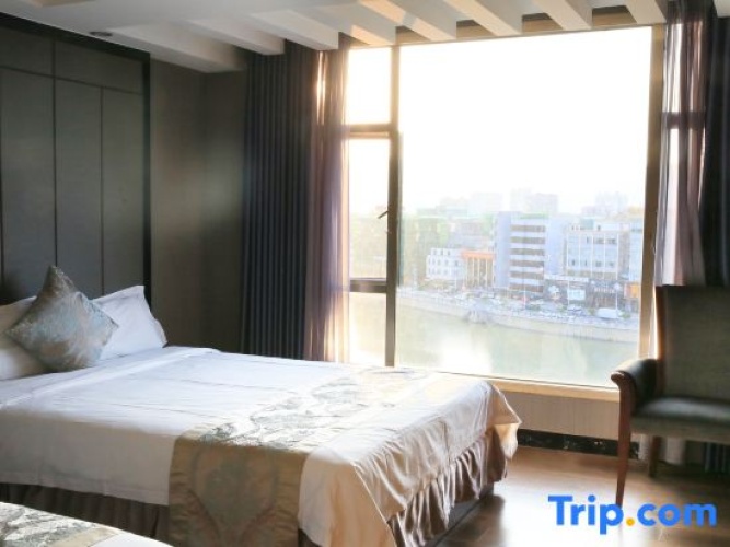 Deluxe Double room with river view