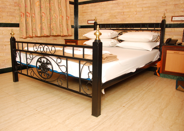Hotel Hira