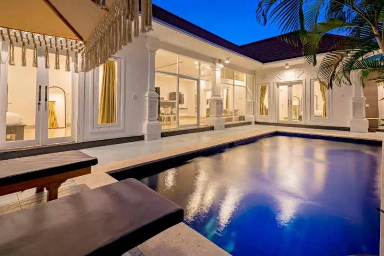 3 Bedrooms Villa