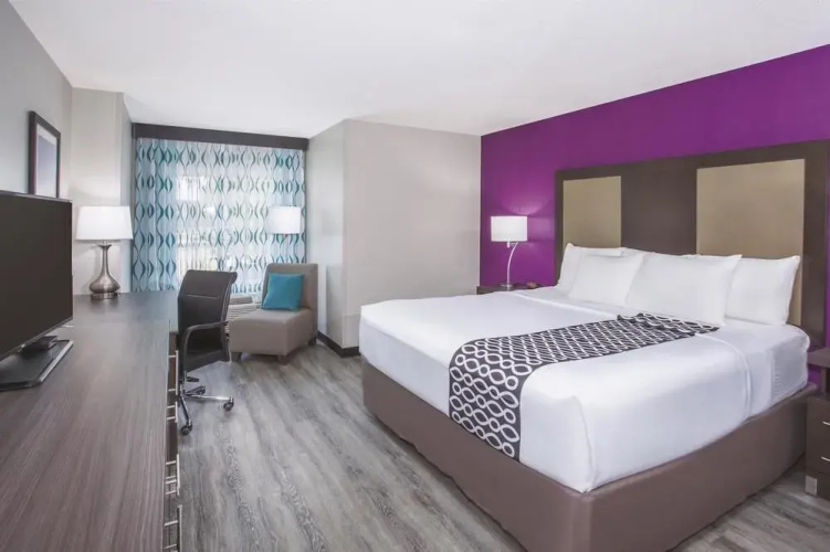 Lexington Inn & Suites - Effingham