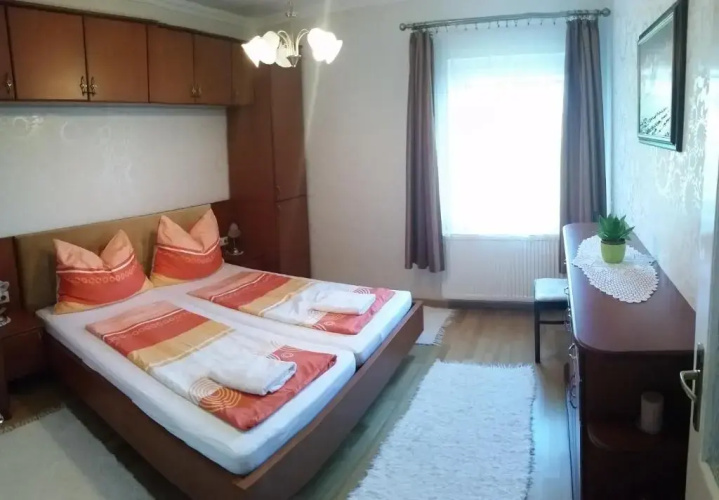 FaDóra Apartman