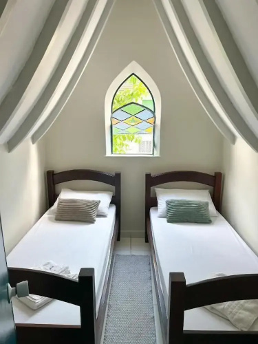 Hostel Castell di Madre