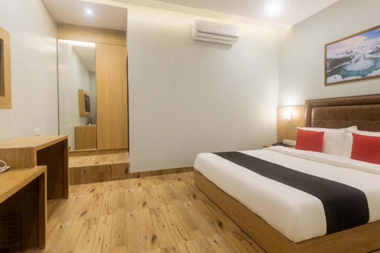 Standard Suite
