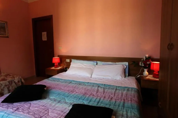 Standard Double room with view