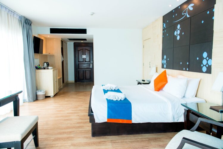 Sea Breeze Jomtien ResortOver view