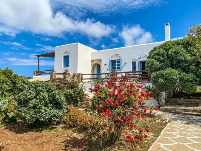 2 Bedrooms Cottage