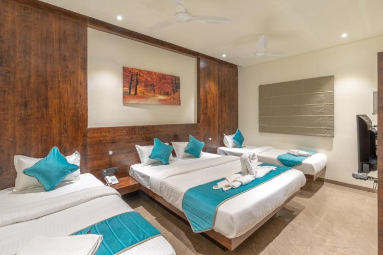 Superior Quadruple room