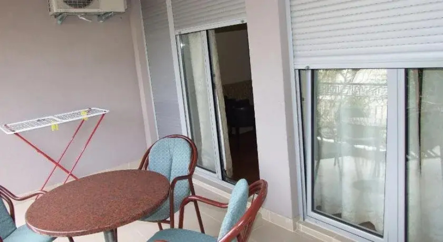 Beachfront Apartments Oaza 2