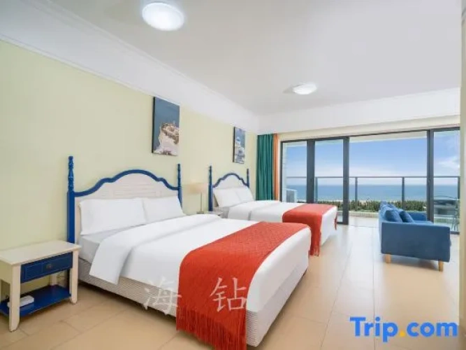 Deluxe Double Suite with balcony and with view