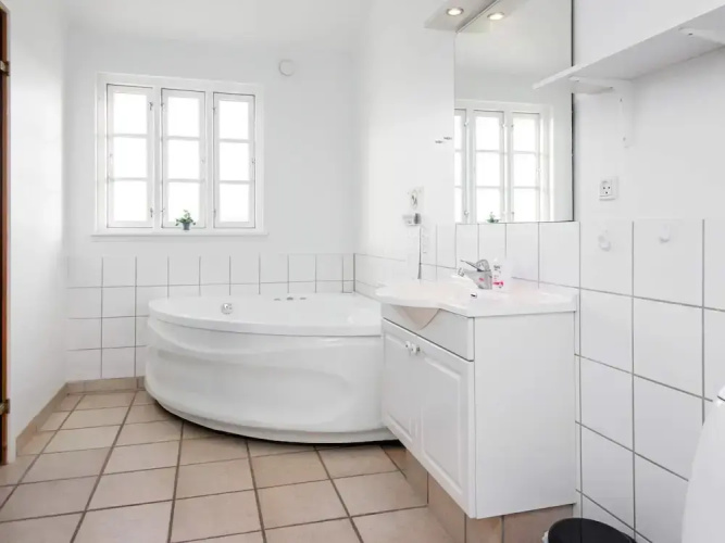 8 Person Holiday Home in Aabenraa-by Traum