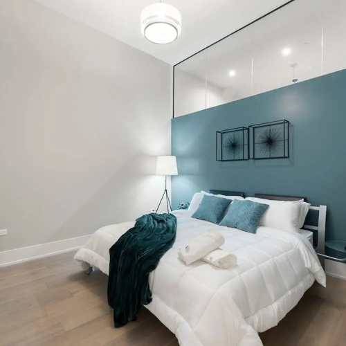 Chic River North Condo 2BR 2BA With Private Balcony