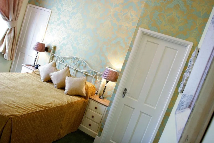 Cotford Hotel