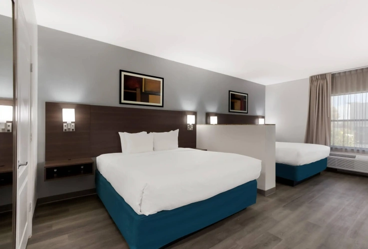 Quadruple Suite