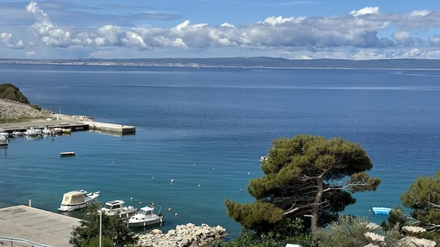 2 Bedrooms Deluxe Apartment with balcony and with sea view