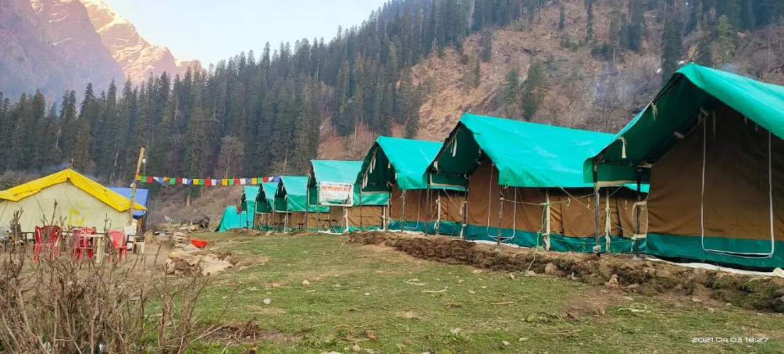 Kheerganga Hike Camps
