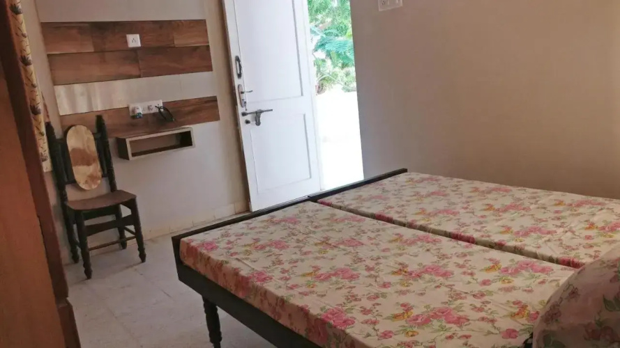 ''Go Desert'' Homestay