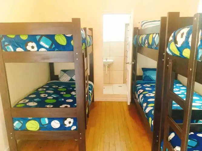 Hidden Garden - Hostel