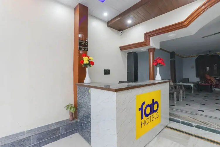 FabHotel Awadh Inn