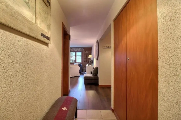 2 Bedrooms Cottage