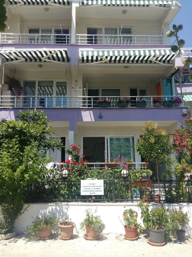Standard Triple room with balcony