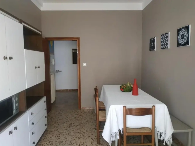 3 Bedrooms Apartment