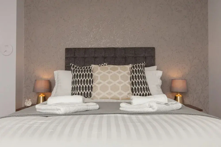 Duloch Apartments TP