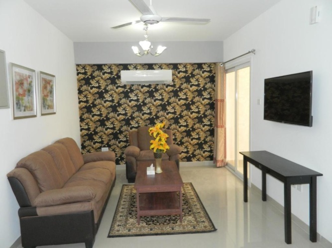 2 Bedrooms Apartment