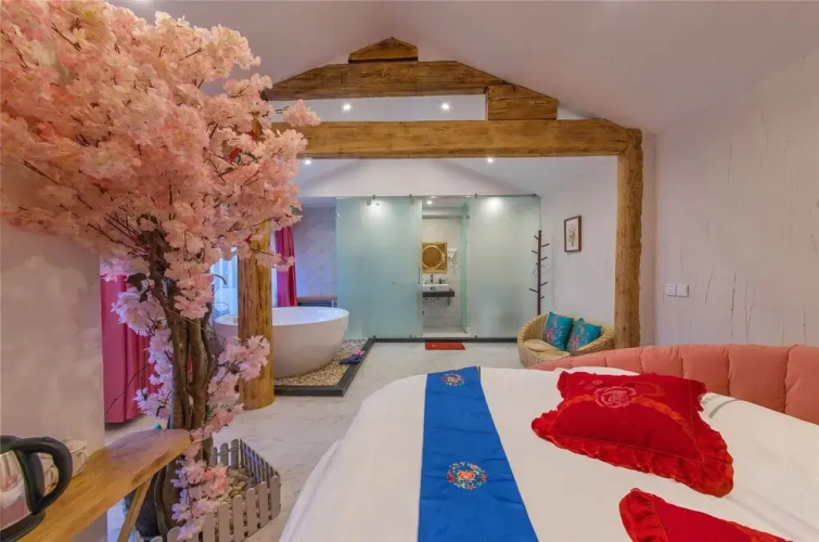 Sumuzhe Boutique Inn(丽江苏幕遮精品客栈)