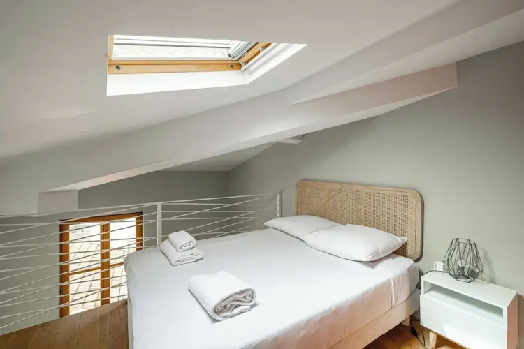 Large Duplex - Cannes Center
