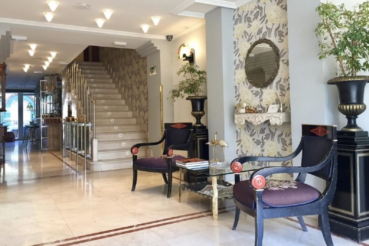 Hotel Maria Luisa photo 16