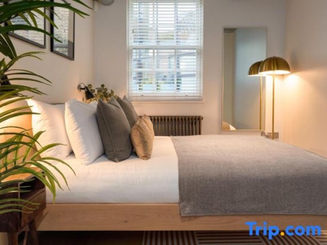 2 Bedrooms Apartment with balcony