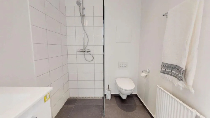 189M2 New Luxury Apt - City Centralprof Cleaning