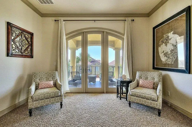 Casa de Palms by RedAwning