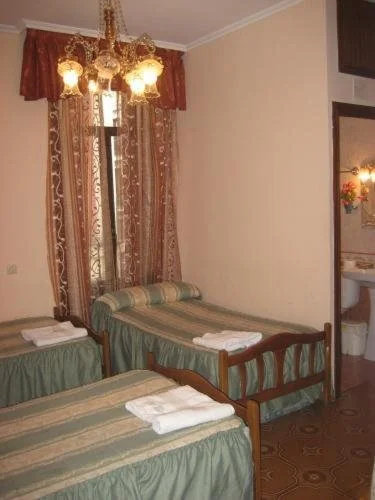 Conchita II Hostal