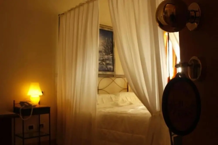 Standard Double room with view