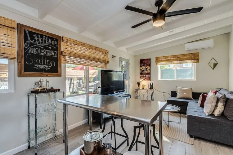 Chic Duplex in Tucson 1 of 2