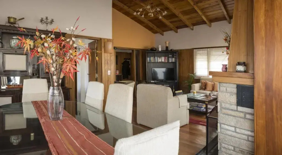 Casa Labian