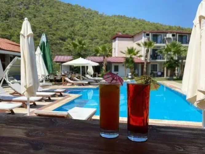 Garden Life Hotel